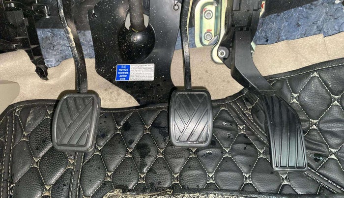 2024 Maruti Ciaz ZETA 1.5 SHVS MT PETROL, Petrol, Manual, 13,565 km, Pedals