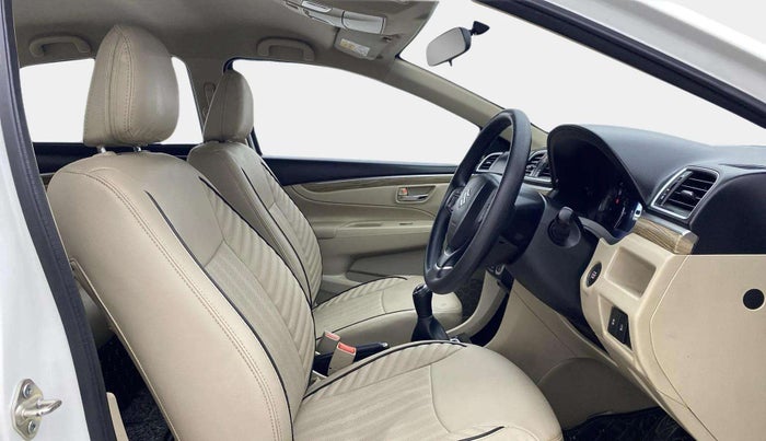 2024 Maruti Ciaz ZETA 1.5 SHVS MT PETROL, Petrol, Manual, 13,565 km, Right Side Front Door Cabin