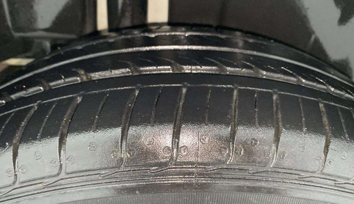 2024 Maruti Ciaz ZETA 1.5 SHVS MT PETROL, Petrol, Manual, 13,565 km, Right Rear Tyre Tread