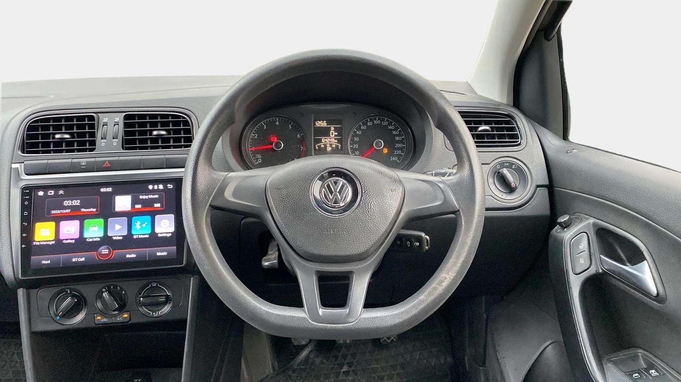2018 Volkswagen Polo COMFORTLINE 1.0L MPI, Petrol, Manual, 64,259 km, Steering Wheel Close Up