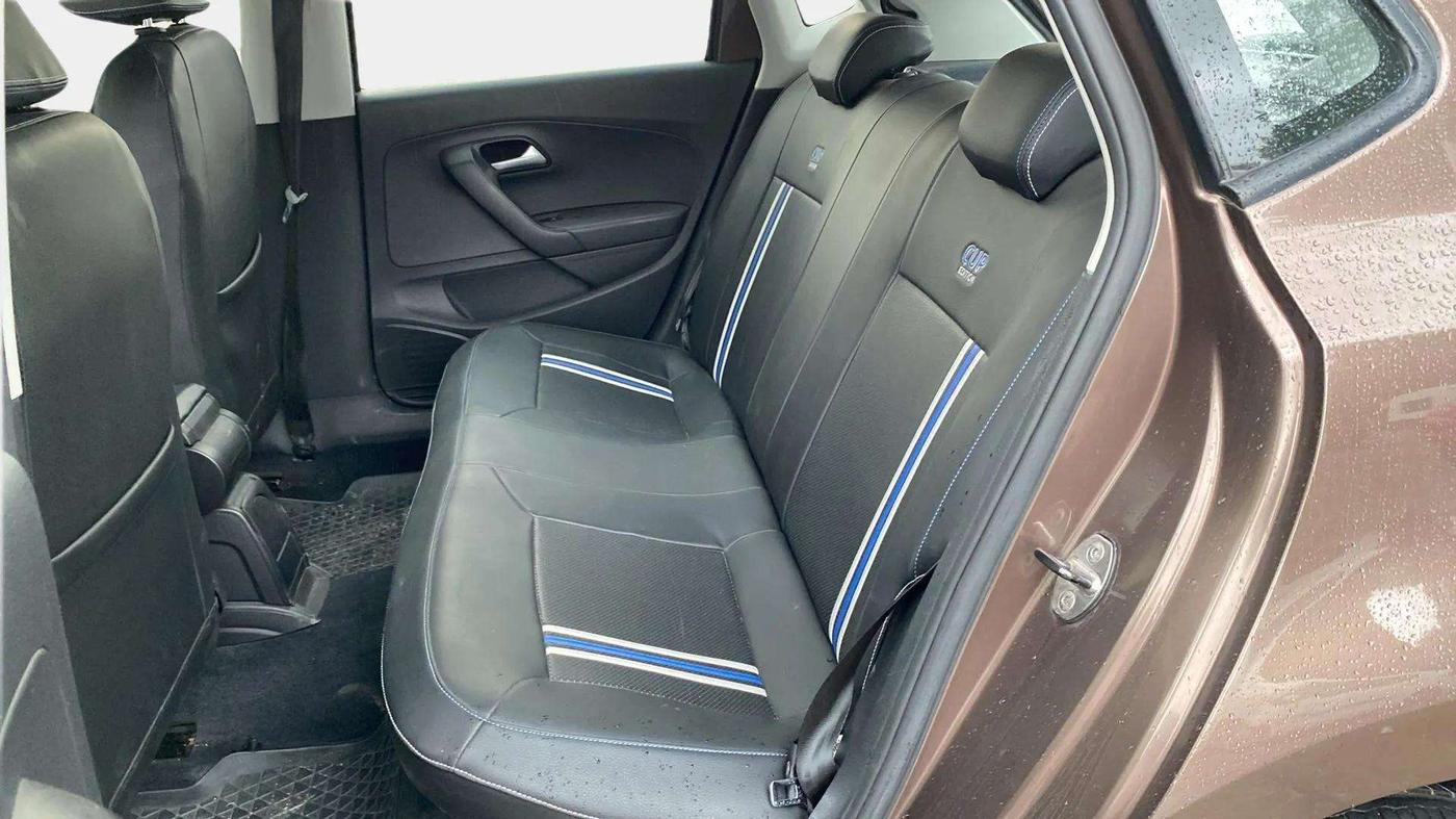2018 Volkswagen Polo COMFORTLINE 1.0L MPI, Petrol, Manual, 64,259 km, Right Side Rear Door Cabin