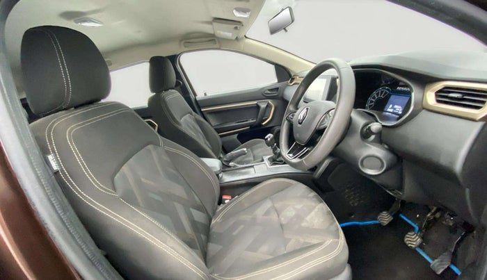 2022 Renault Kiger RXT 1.0 TURBO MT, Petrol, Manual, 39,512 km, Right Side Front Door Cabin