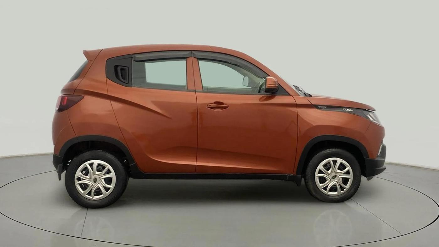 2016 Mahindra Kuv100 K4 6 STR, Petrol, Manual, 36,494 km, Right Side View