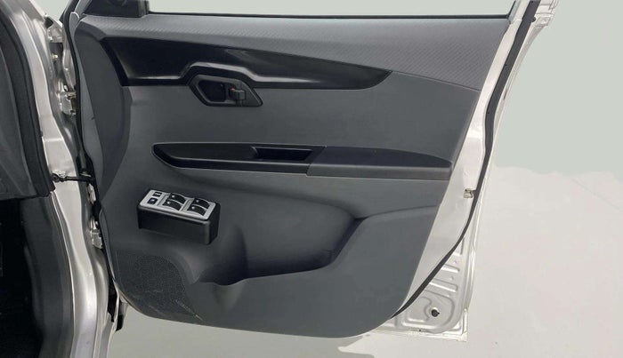 2020 Mahindra KUV 100 NXT K2+ P 6 STR, Petrol, Manual, 11,071 km, Driver Side Door Panels Control