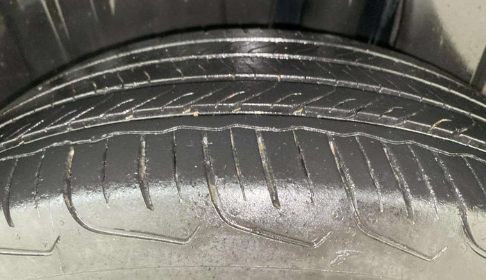2023 Maruti FRONX ALPHA 1.0 TURBO MT, Petrol, Manual, 16,619 km, Left Rear Tyre Tread