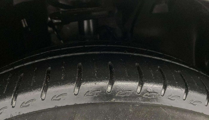 2023 Tata ALTROZ XMS PETROL, Petrol, Manual, 17,990 km, Right Front Tyre Tread