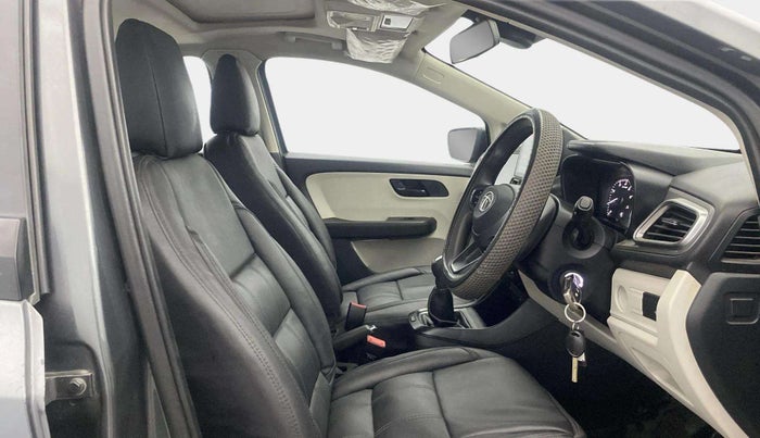 2023 Tata ALTROZ XMS PETROL, Petrol, Manual, 17,990 km, Right Side Front Door Cabin