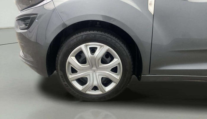 2023 Tata ALTROZ XMS PETROL, Petrol, Manual, 17,990 km, Left Front Wheel