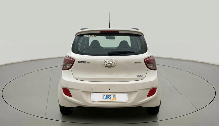 2016 Hyundai Grand i10 ASTA 1.2 KAPPA VTVT, Petrol, Manual, 1,06,965 km, Back/Rear