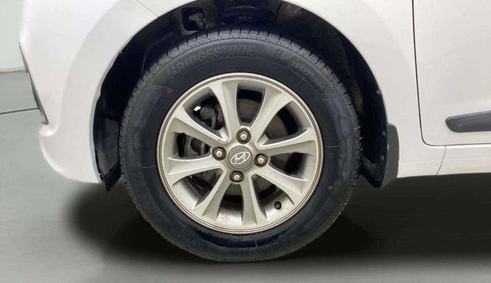 2016 Hyundai Grand i10 ASTA 1.2 KAPPA VTVT, Petrol, Manual, 1,06,965 km, Left Front Wheel