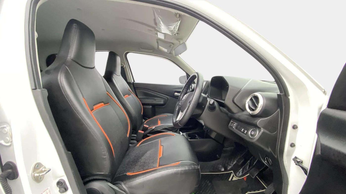 2024 Maruti Celerio ZXI PLUS, Petrol, Manual, 7,876 km, Right Side Front Door Cabin