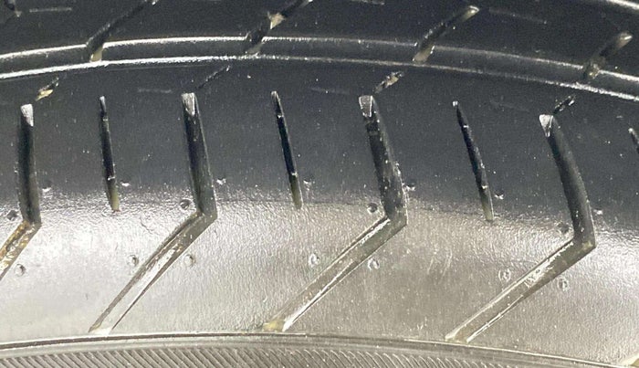 2024 Maruti Celerio ZXI PLUS, Petrol, Manual, 7,876 km, Left Rear Tyre Tread