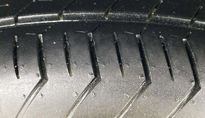 2024 Maruti Celerio ZXI PLUS, Petrol, Manual, 7,876 km, Right Rear Tyre Tread