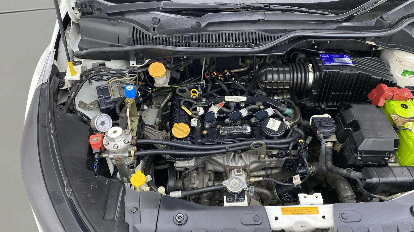 2021 Tata ALTROZ XZ (O) PETROL, CNG, Manual, 76,947 km, Engine View - Right