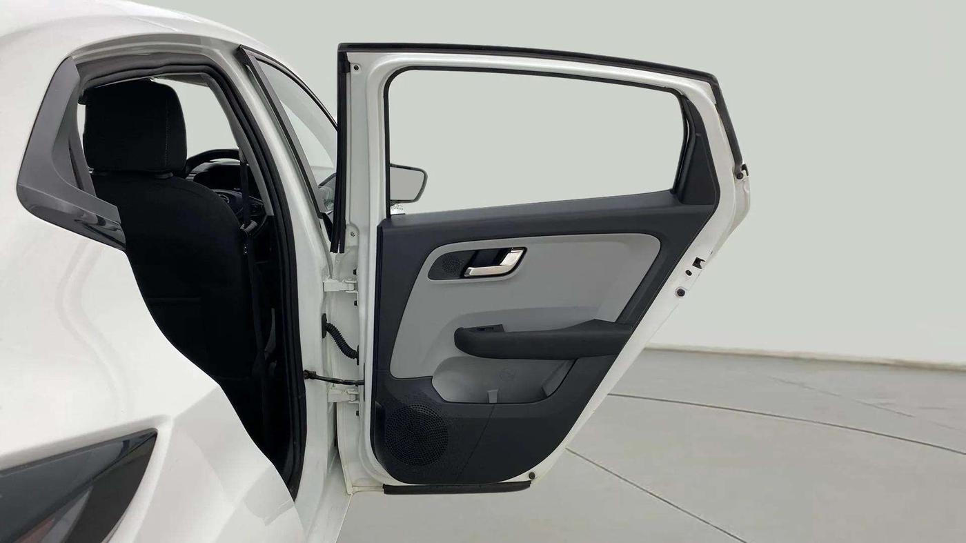 2021 Tata ALTROZ XZ (O) PETROL, CNG, Manual, 76,947 km, RHS Rear Door