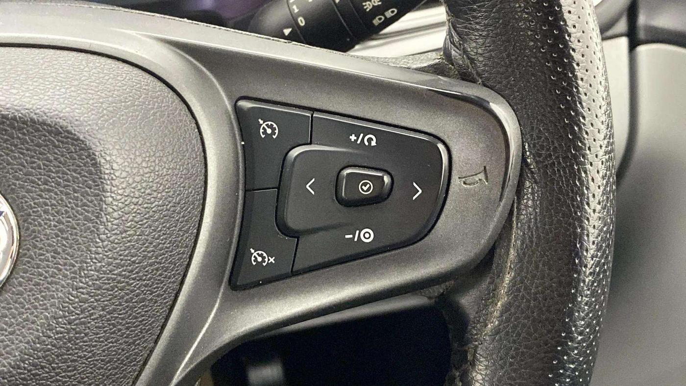 2021 Tata ALTROZ XZ (O) PETROL, CNG, Manual, 76,947 km, Adaptive Cruise Control