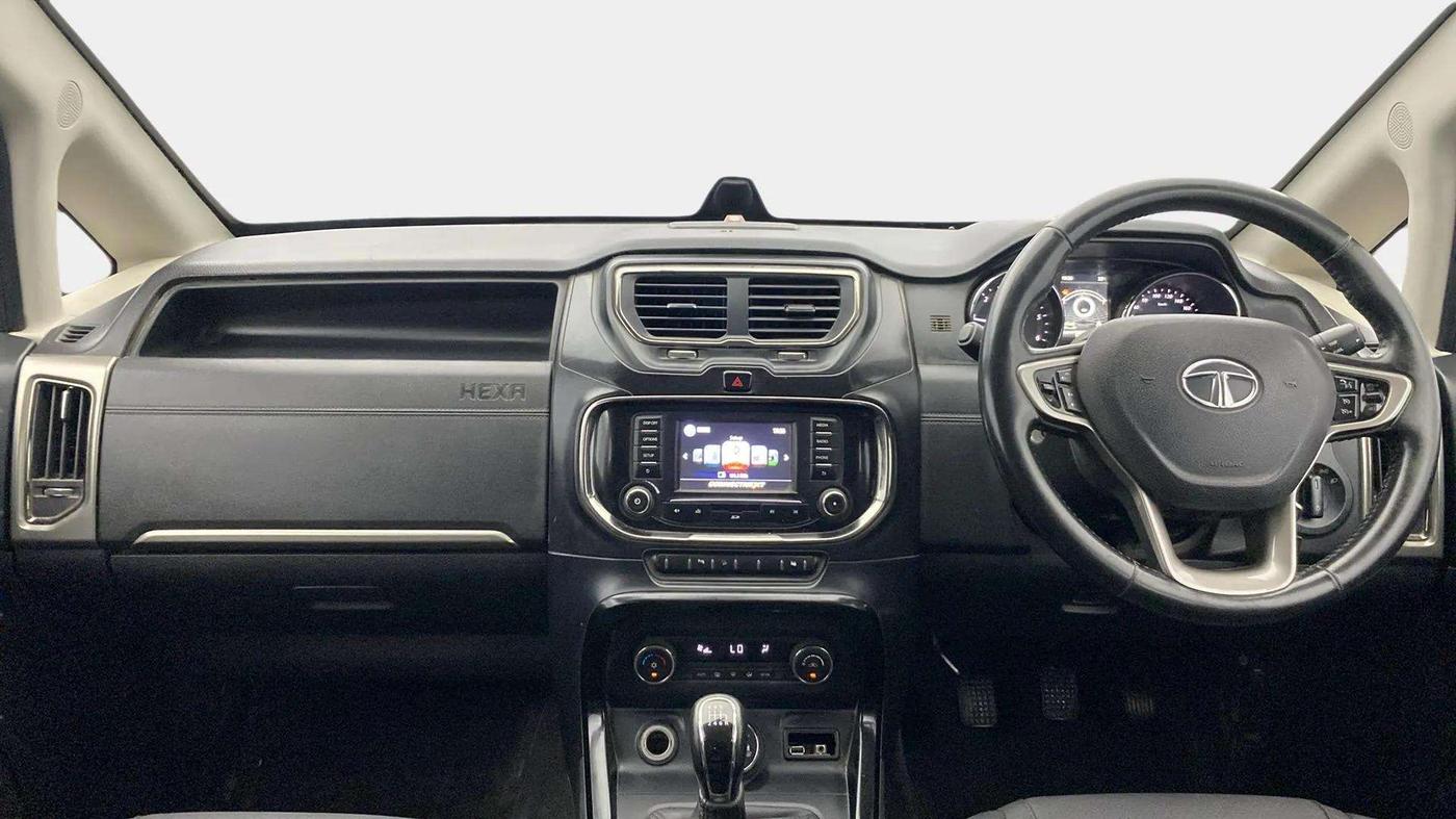 2017 Tata Hexa XT 4X2 6 STR, Diesel, Manual, 82,335 km, Dashboard