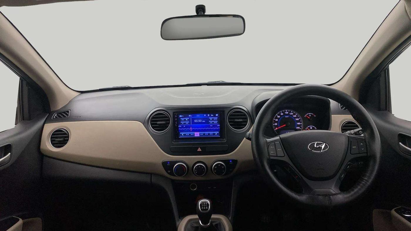 2015 Hyundai Grand i10 ASTA (O) 1.2 KAPPA VTVT, Petrol, Manual, 19,463 km, Dashboard