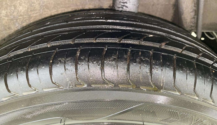 2018 Maruti Celerio VXI CNG, CNG, Manual, 44,954 km, Left Rear Tyre Tread