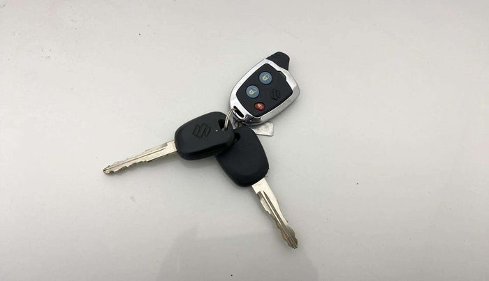 2018 Maruti Celerio VXI CNG, CNG, Manual, 44,954 km, Key Close Up