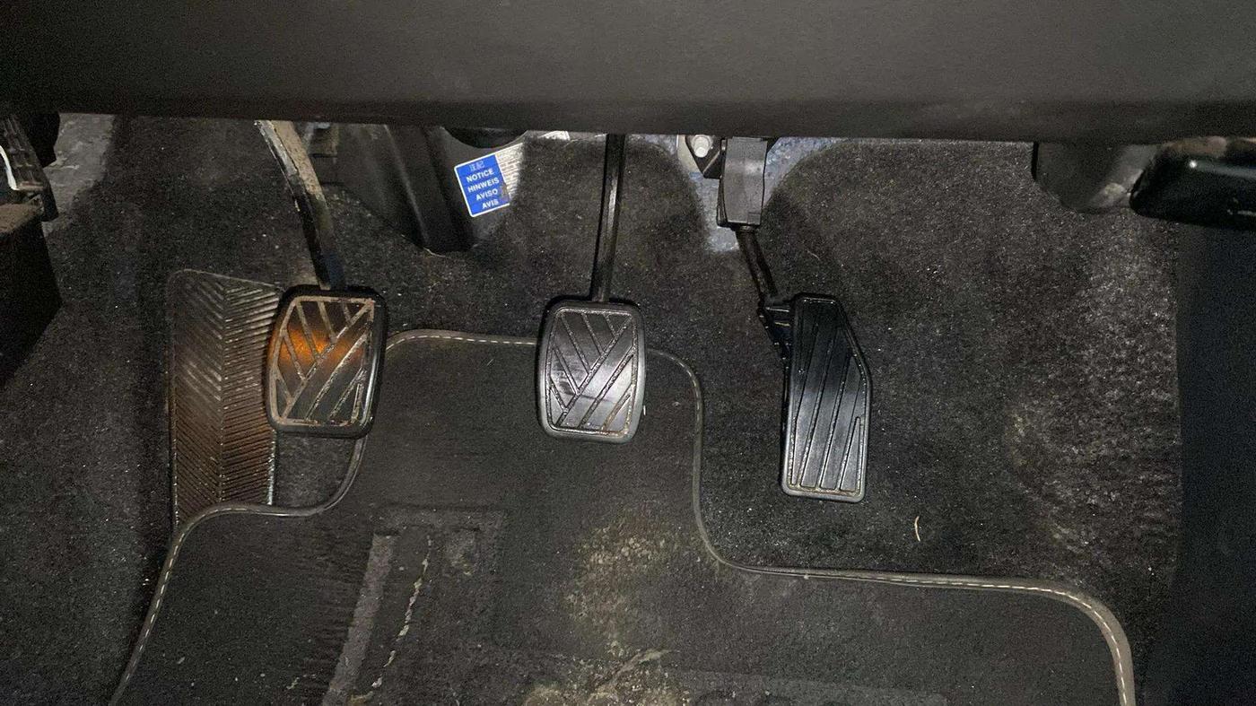 2021 Toyota Glanza G, Petrol, Manual, 17,891 km, Pedals