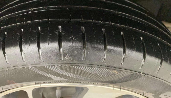 2021 Toyota Glanza G, Petrol, Manual, 17,891 km, Right Rear Tyre Tread