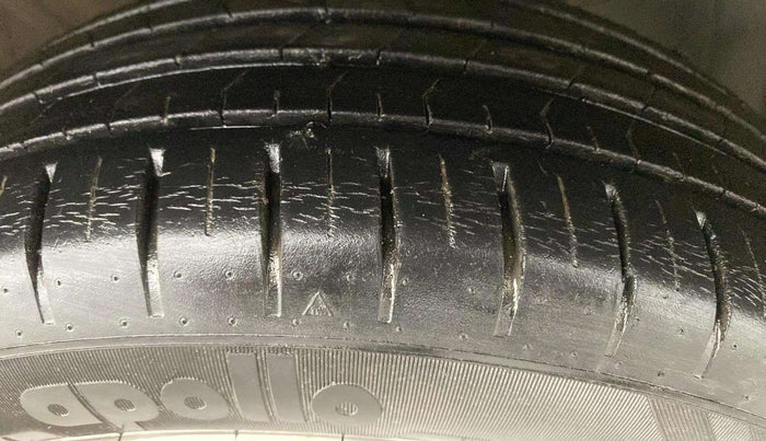 2021 Toyota Glanza G, Petrol, Manual, 17,891 km, Right Front Tyre Tread