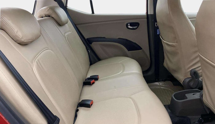2013 Hyundai i10 SPORTZ 1.2, Petrol, Manual, 23,922 km, Right Side Rear Door Cabin