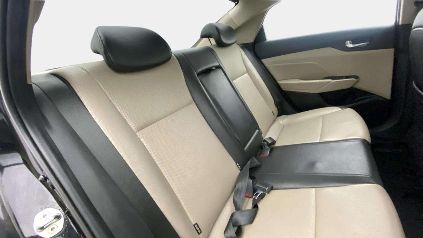 2021 Hyundai Verna SX (O) 1.5 VTVT IVT, Petrol, Automatic, 66,421 km, Right Side Rear Door Cabin