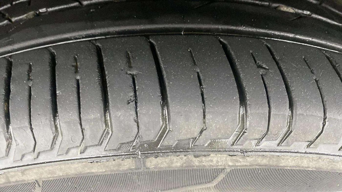 2021 Hyundai Verna SX (O) 1.5 VTVT IVT, Petrol, Automatic, 66,421 km, Left Front Tyre Tread