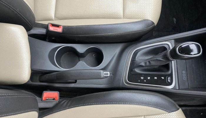 2021 Hyundai Verna SX (O) 1.5 VTVT IVT, Petrol, Automatic, 66,366 km, Gear Lever