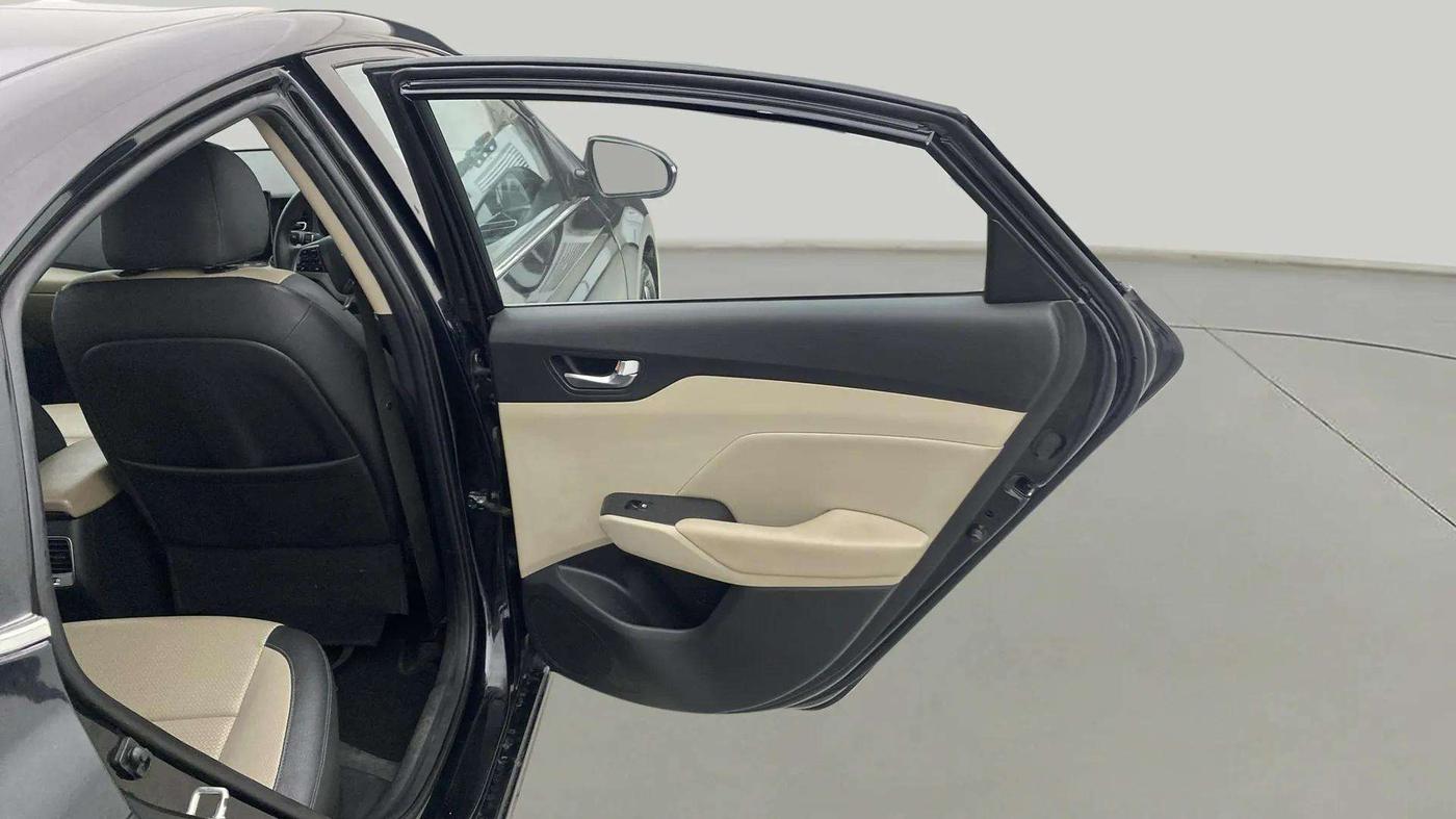 2021 Hyundai Verna SX (O) 1.5 VTVT IVT, Petrol, Automatic, 66,421 km, RHS Rear Door