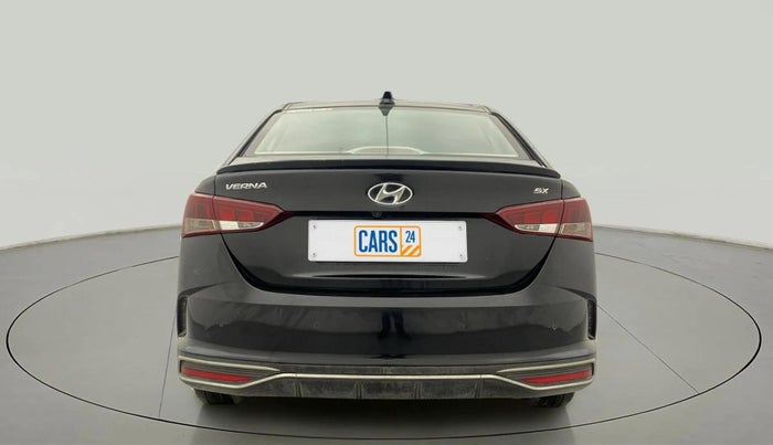 2021 Hyundai Verna SX (O) 1.5 VTVT IVT, Petrol, Automatic, 66,366 km, Back/Rear