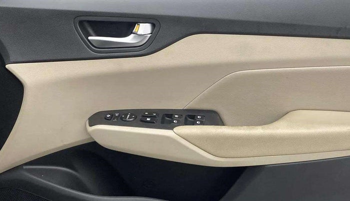 2021 Hyundai Verna SX (O) 1.5 VTVT IVT, Petrol, Automatic, 66,366 km, Driver Side Door Panels Control