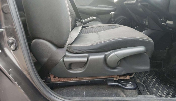2018 Honda WR-V 1.2L I-VTEC VX MT, Petrol, Manual, 66,339 km, Driver Side Adjustment Panel