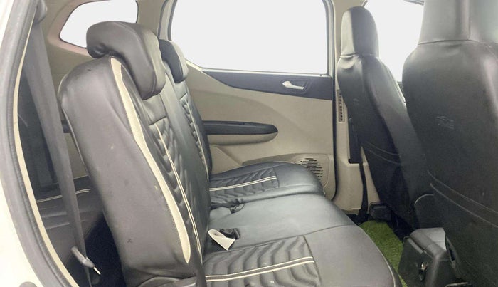 2023 Renault TRIBER RXZ AMT, Petrol, Automatic, 28,769 km, Right Side Rear Door Cabin