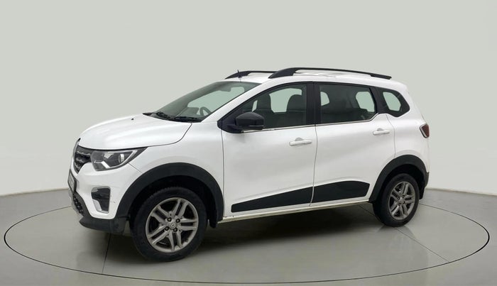 2023 Renault TRIBER RXZ AMT, Petrol, Automatic, 28,769 km, Left Front Diagonal