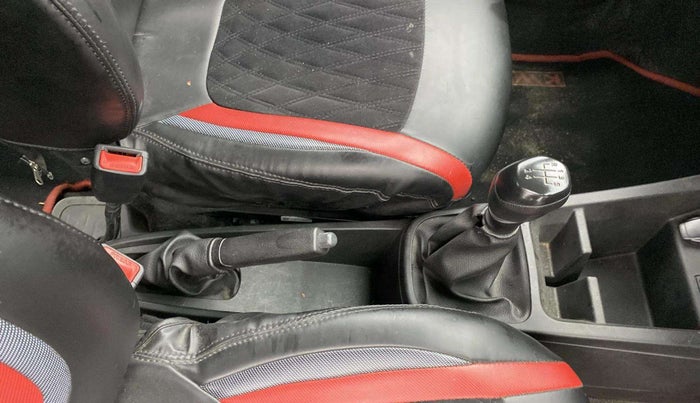 2024 Renault Kwid RXL(O) 1.0L, Petrol, Manual, 23,469 km, Gear Lever