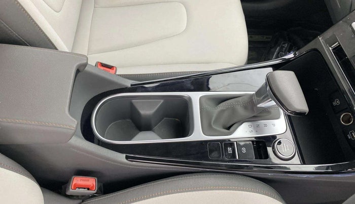 2024 Hyundai Creta 1.5 S (O) MPi iVT, Petrol, Automatic, 8,616 km, Gear Lever