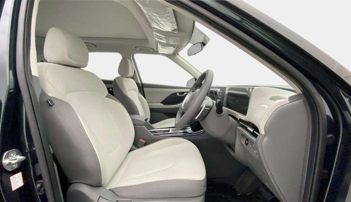 2024 Hyundai Creta 1.5 S (O) MPi iVT, Petrol, Automatic, 8,616 km, Right Side Front Door Cabin