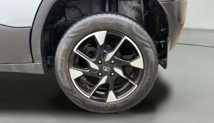 2023 Tata PUNCH Creative Flagship Dual Tone AMT, Petrol, Automatic, 43,646 km, Left Rear Wheel