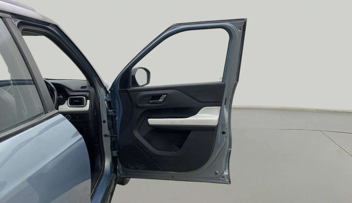 2023 Tata PUNCH Creative Flagship Dual Tone AMT, Petrol, Automatic, 43,646 km, RHS Front Door