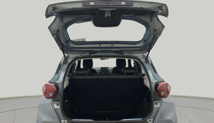 2023 Tata PUNCH Creative Flagship Dual Tone AMT, Petrol, Automatic, 43,646 km, Boot Door Open