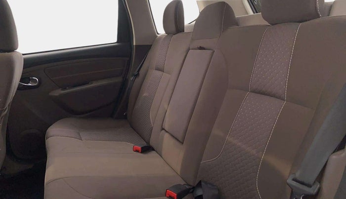 2018 Renault Duster 110 PS RXZ 4X4 MT DIESEL, Diesel, Manual, 86,048 km, Right Side Rear Door Cabin