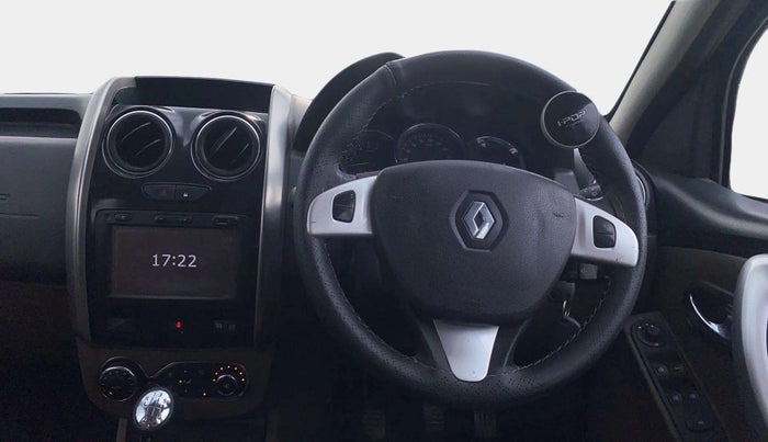 2018 Renault Duster 110 PS RXZ 4X4 MT DIESEL, Diesel, Manual, 86,048 km, Steering Wheel Close Up