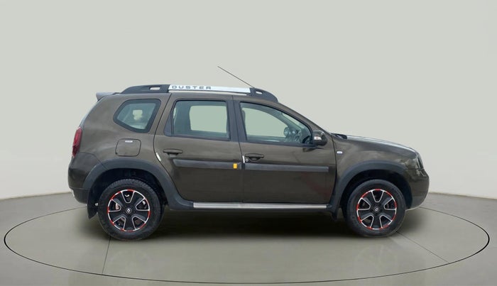 2018 Renault Duster 110 PS RXZ 4X4 MT DIESEL, Diesel, Manual, 86,048 km, Right Side