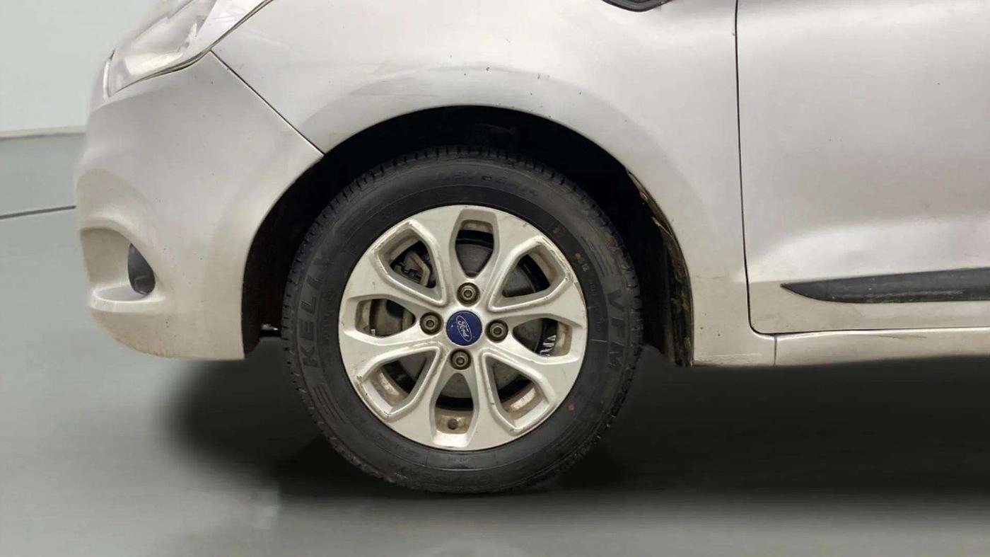 2016 Ford Figo Aspire TITANIUM1.5 DIESEL, Diesel, Manual, 74,356 km, Left Front Wheel