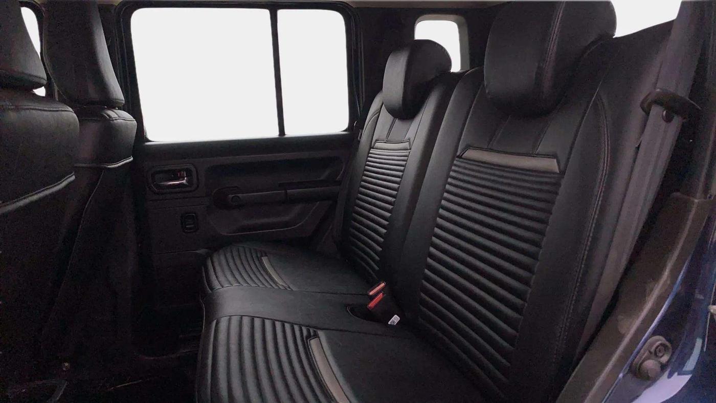 2023 Maruti JIMNY ALPHA ALL GRIP PRO MT, Petrol, Manual, 37,601 km, Right Side Rear Door Cabin