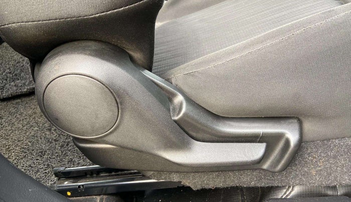 2023 Maruti Baleno SIGMA PETROL 1.2, Petrol, Manual, 28,426 km, Driver Side Adjustment Panel
