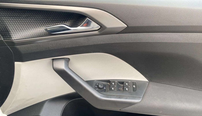 2023 Skoda KUSHAQ AMBITION 1.0L TSI MT, Petrol, Manual, 41,244 km, Driver Side Door Panels Control